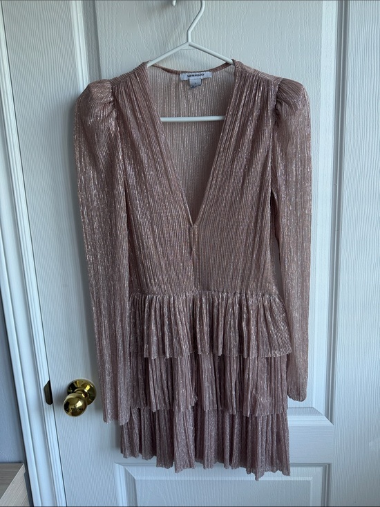 Sabina Musayev Dresses & Skirts - Sabina Musayev Rose Gold Metallic Pleated Tiered Long-Sleeve Dress